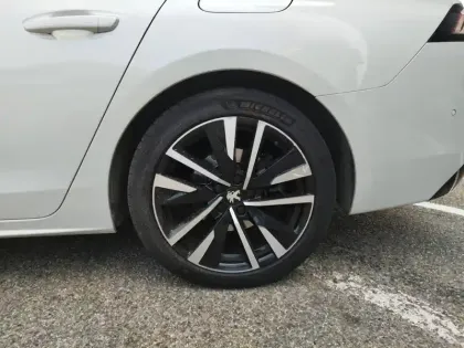 Photo 42 Peugeot 508  SW Hybrid 225 e-EAT8