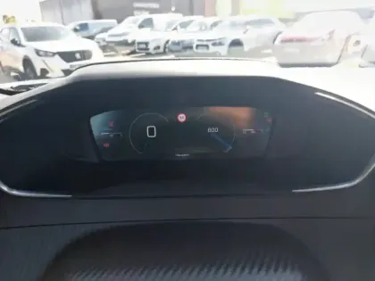 Photo 33 Peugeot 2008  100 S&S BVM6