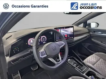 Photo 12 Volkswagen Golf  1.5 eTSI EVO2 150 DSG7