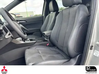 Photo 36 Mitsubishi Eclipse Cross  2.4 MIVEC PHEV Twin Motor 4WD