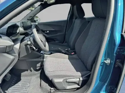 Photo 30 Peugeot 2008  Hybrid 145 e-DCS6