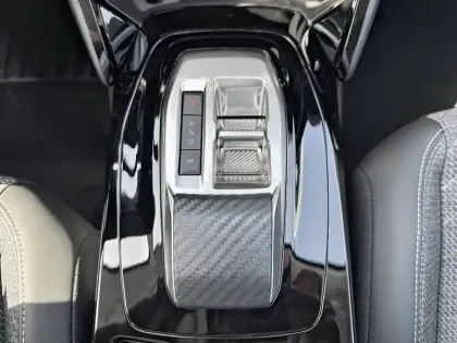 Photo 53 Peugeot 208  Hybrid 110 e-DCS6