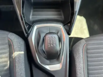 Photo 17 Peugeot 208  PureTech 75 S&S BVM5 Style