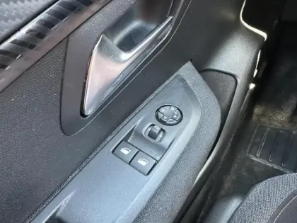 Photo 9 Peugeot 208  PureTech 75 S&S BVM5 Style