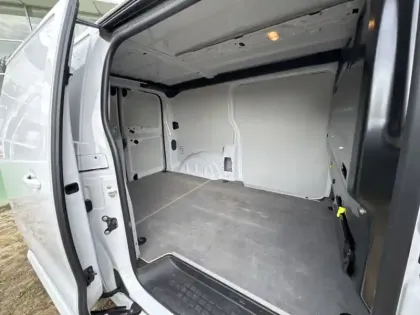 Photo 17 Toyota Proace Medium 2.0 140 BVM Start 2.0L D 4D