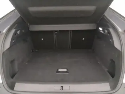 Photo 8 Peugeot 3008 Hybrid 136 e-DCS6 Allure