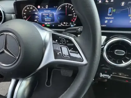 Photo 22 Mercedes Classe A 250 e Hybrid EQ Progressive Line