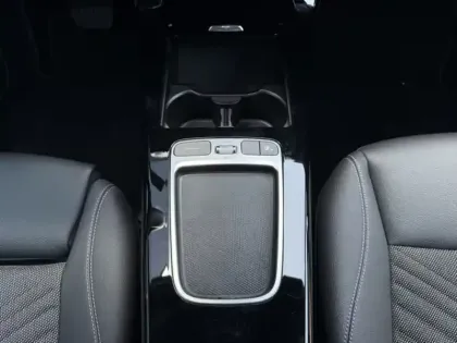 Photo 12 Mercedes Classe A 250 e Hybrid EQ Progressive Line