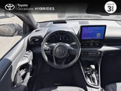 Photo 8 Toyota Yaris  116h Collection 5p MC24