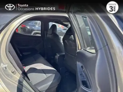 Photo 6 Toyota Yaris  116h Collection 5p MC24