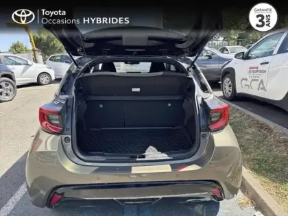 Photo 9 Toyota Yaris  116h Collection 5p MC24