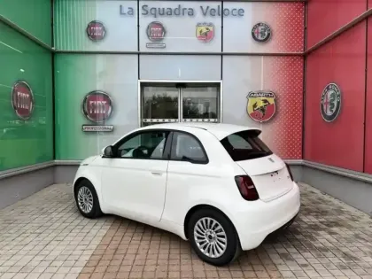 Photo 18 Fiat 500  e 118ch MY23