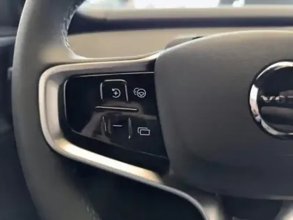 Photo 14 Volvo Ex30  Single Extended Range 272ch Plus