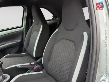 Photo 11 Toyota Aygo  X 1.0 VVT-i 72ch Design MY24