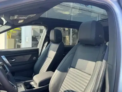 Photo 8 Land rover Discovery Sport  P300e 309ch Dynamic SE