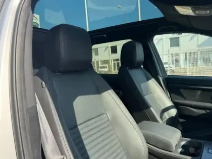 Photo 10 Land rover Discovery Sport  P300e 309ch Dynamic SE