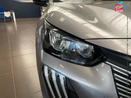 Photo 12 Peugeot 208  e- 156ch  Allure