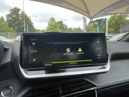 Photo 14 Peugeot 2008  1.2 PureTech 130ch S&S GT EAT8