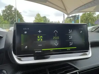 Photo 13 Peugeot 2008  1.2 PureTech 130ch S&S GT EAT8