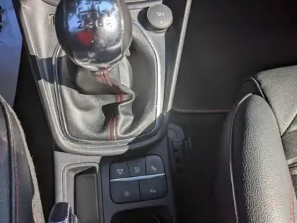 Photo 16 Ford Puma  1.0 Essence/Flexifuel 125ch S&S mHEV ST-Line X