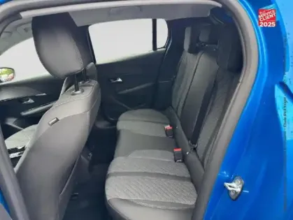 Photo 10 Peugeot 208  1.2 Hybrid 110ch Allure e-DCS6