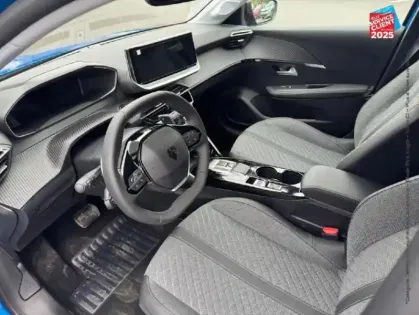 Photo 14 Peugeot 208  1.2 Hybrid 110ch Allure e-DCS6