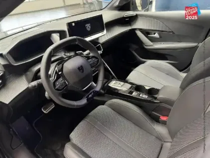 Photo 14 Peugeot 208  1.2 Hybrid 110ch GT e-DCS6