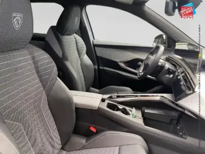 Photo 4 Peugeot 3008  1.2 Hybrid 145ch GT e-DCS6