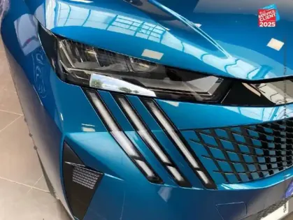 Photo 12 Peugeot 3008  1.2 Hybrid 145ch Allure e-DCS6