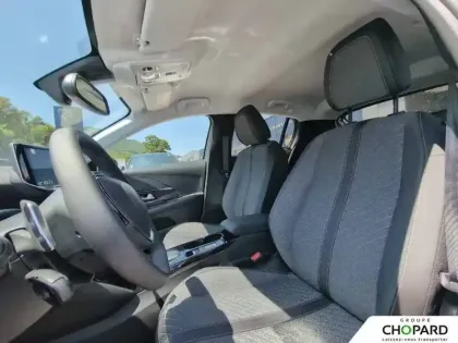 Photo 35 Peugeot 208  Hybrid 110 e-DCS6