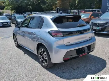 Photo 60 Peugeot 208  Hybrid 110 e-DCS6