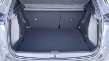 Photo 72 Peugeot 2008  Hybrid 145 e-DCS6