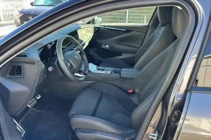 Photo 9 DS DS 4  Hybride 136 e-DCT6