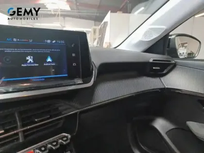 Photo 14 Peugeot 208  PureTech 75 S&S BVM5