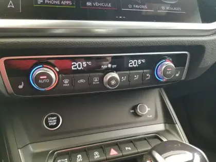 Photo 27 Audi Q3  35 TFSI 150 ch S tronic 7