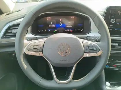 Photo 33 Volkswagen T-roc  1.5 TSI EVO2 150 Start/Stop DSG7