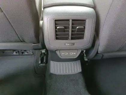 Photo 29 Volkswagen T-roc  1.5 TSI EVO2 150 Start/Stop DSG7