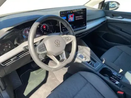 Photo 14 Volkswagen Golf  1.5 eTSI EVO2 116 DSG7