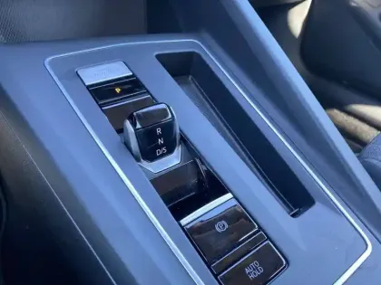 Photo 23 Volkswagen Golf  1.5 eTSI EVO2 116 DSG7