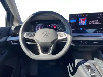 Photo 35 Volkswagen Golf  1.5 eTSI EVO2 116 DSG7