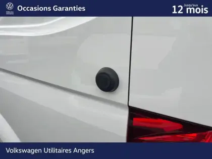 Photo 18 Volkswagen Crafter  VAN 35 L4H3 2.0 TDI 140 CH