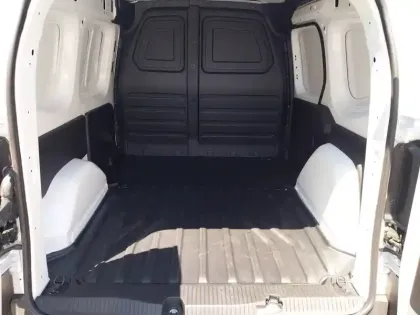 Photo 51 Nissan Townstar  FOURGON L1 TCE 130 BVM GSR2B