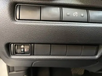 Photo 66 Nissan Juke  HYBRID 143