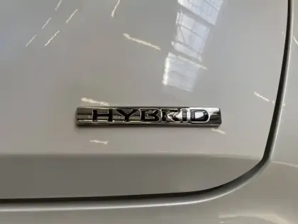 Photo 53 Nissan Juke  HYBRID 143