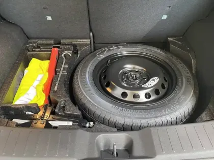 Photo 91 Nissan Juke  HYBRID 143