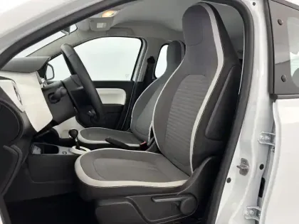 Photo 15 Renault Twingo  III Achat Intégral