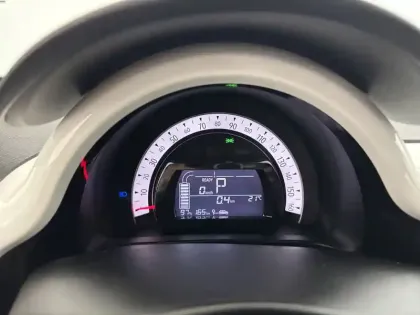 Photo 12 Renault Twingo  III Achat Intégral