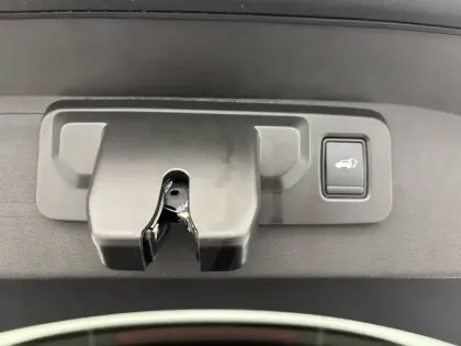 Photo 21 Renault Austral  E-Tech hybrid 200