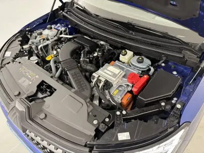 Photo 23 Renault Austral  E-Tech hybrid 200