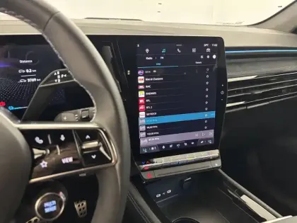 Photo 11 Renault Austral  E-Tech hybrid 200